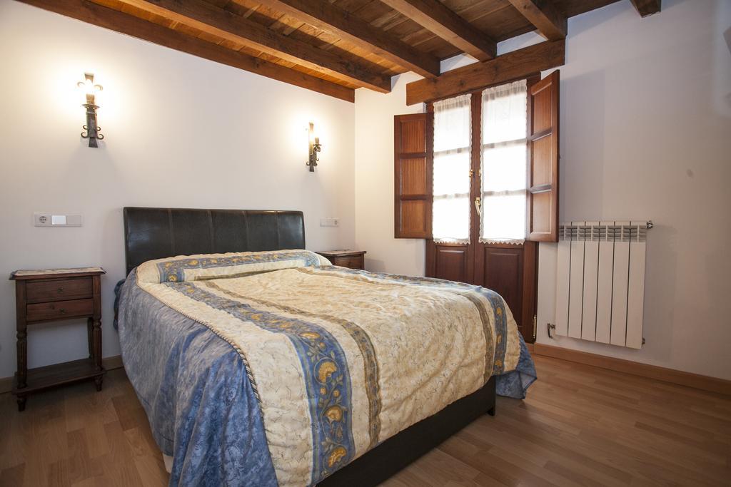 El Cabanon De Pimiango Guest House Rom bilde