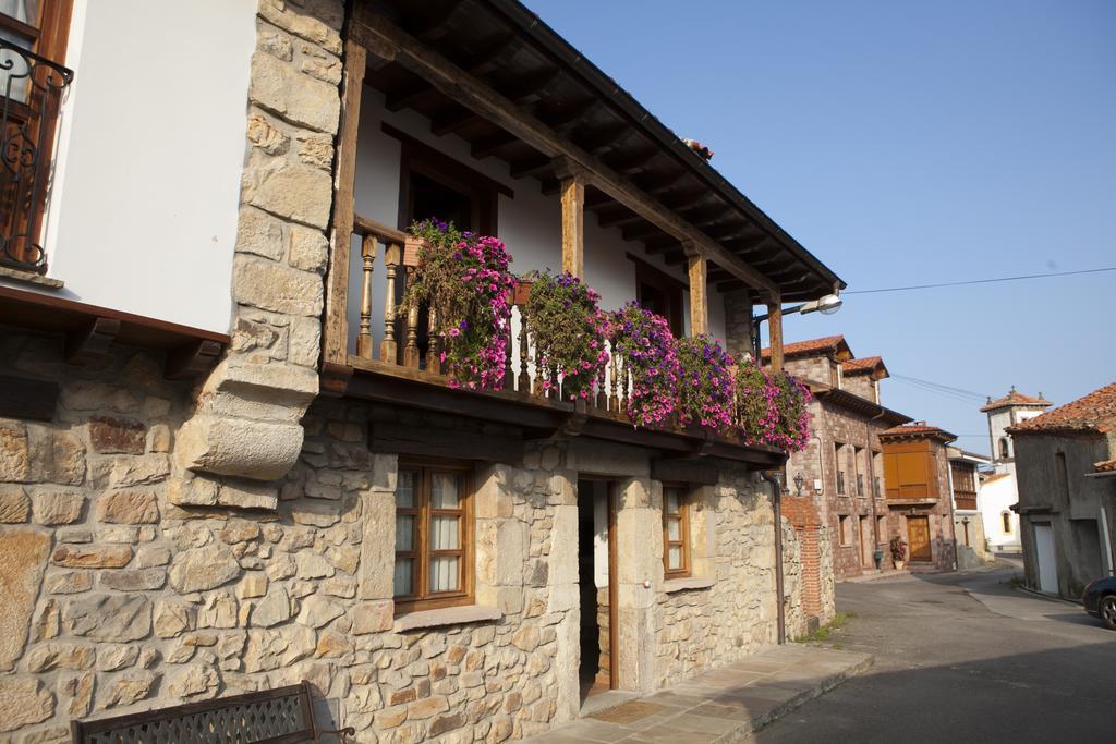 El Cabanon De Pimiango Guest House Rom bilde