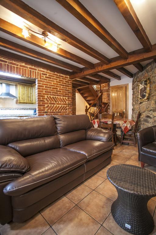 El Cabanon De Pimiango Guest House Rom bilde