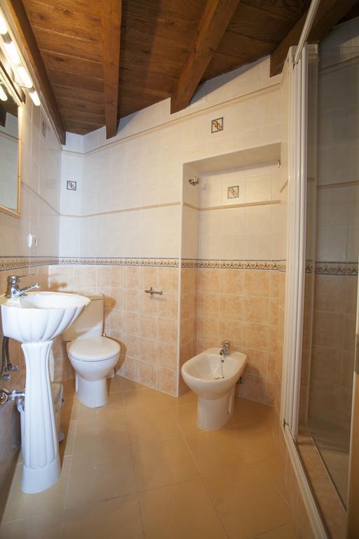 El Cabanon De Pimiango Guest House Rom bilde