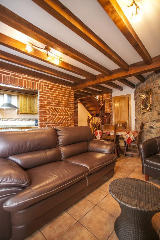 El Cabanon De Pimiango Guest House Rom bilde