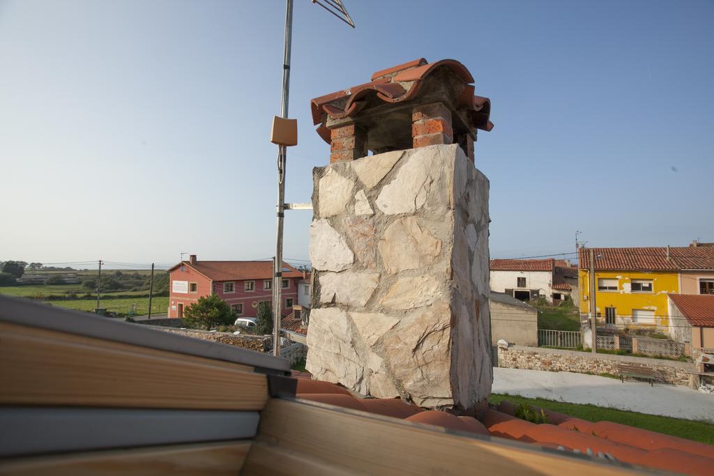 El Cabanon De Pimiango Guest House Rom bilde